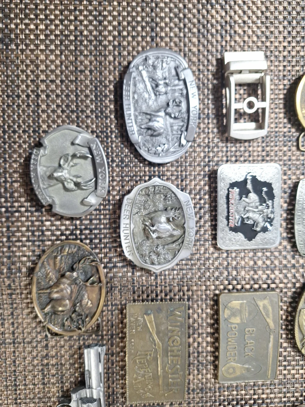 Vintage 19 Belt Buckle Lot-Winchester-Gun-Pistol- Eagle-New YORK-MADE IN USA-JD